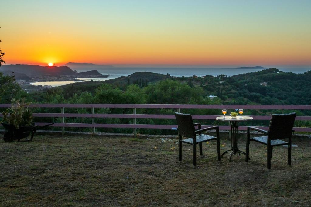 Sunset and Sunrise Apartments "Goulakia" by Corfuescapes photo 1