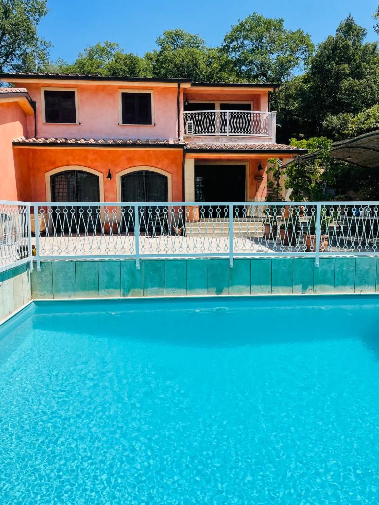 Villa con piscina sul lago photo 4