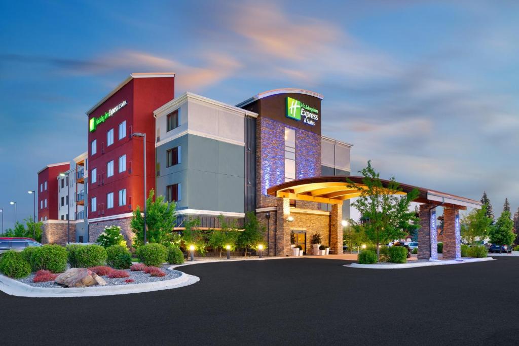 Holiday Inn Express Hotel & Suites Butte, an IHG Hotel image