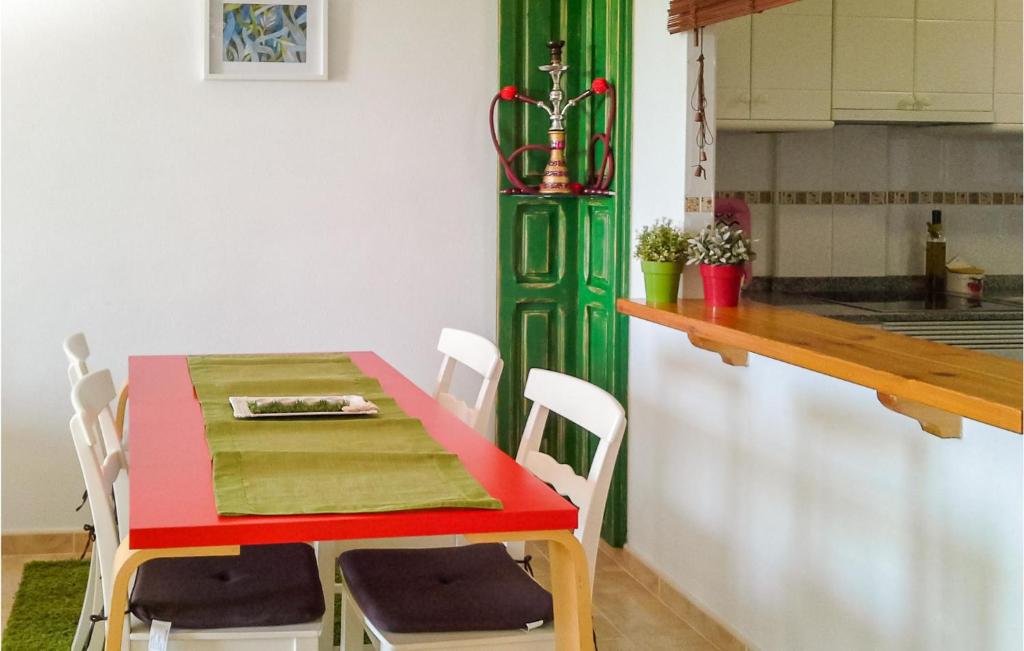 Amazing Apartment In La Puebla With 2 Bedrooms, Wifi And Outdoor Swimming Pool photo 4