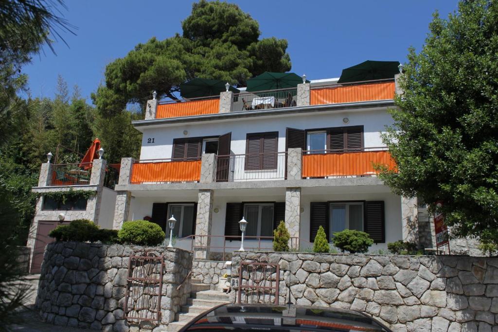Apartments and rooms by the sea Mali Losinj (Losinj) - 7953 photo 1