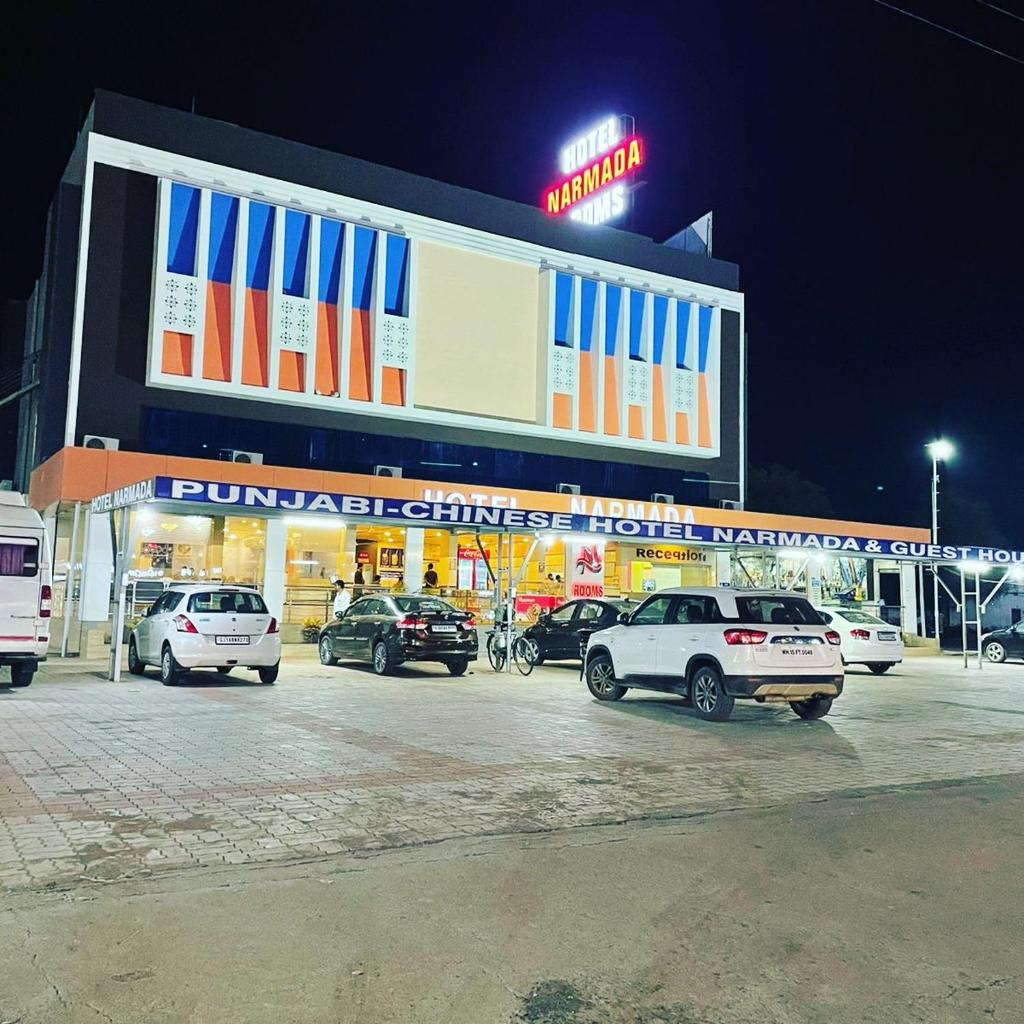 Hotel Narmada photo 1
