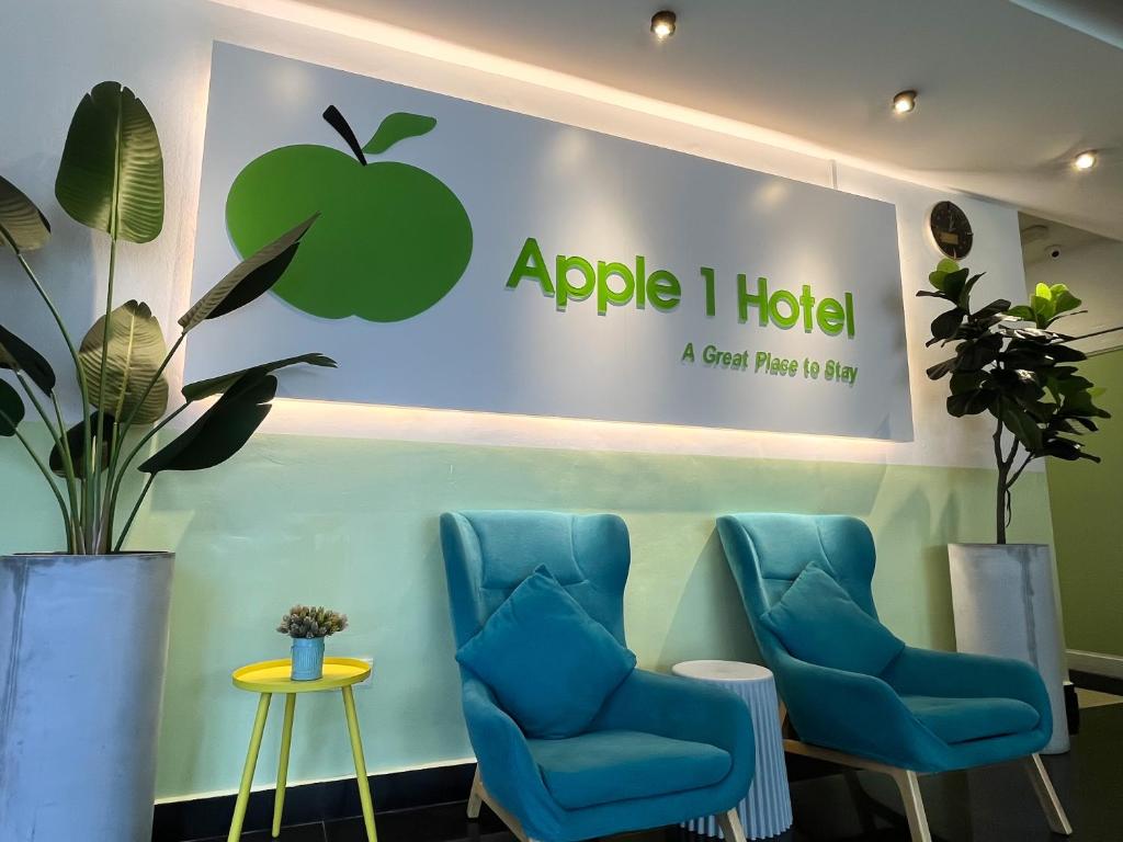 Apple 1 Hotel Queensbay photo 1