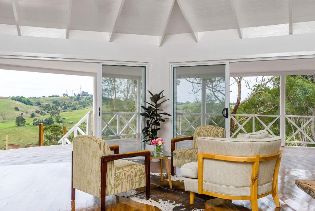 East Coast Escapes - The Estate Byron Bay photo 3