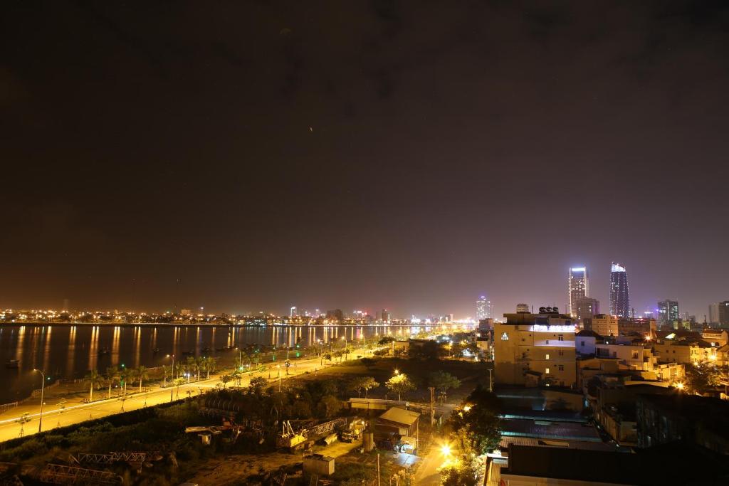 Khách sạn Night Sky 