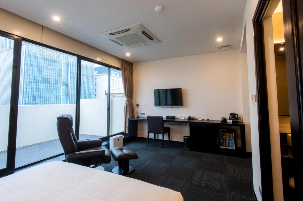 Sakura Hotel