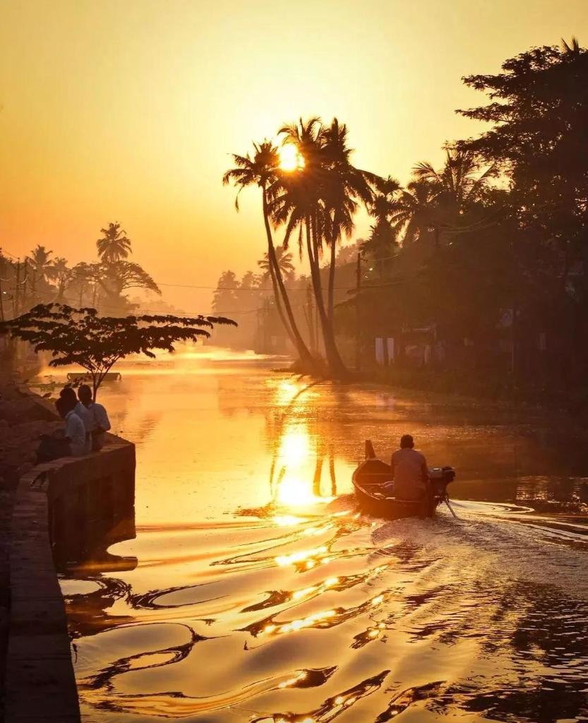 RAJATHEERAM BEACH HOMESTAY & BACkWATER CRUISE Alleppy photo 1