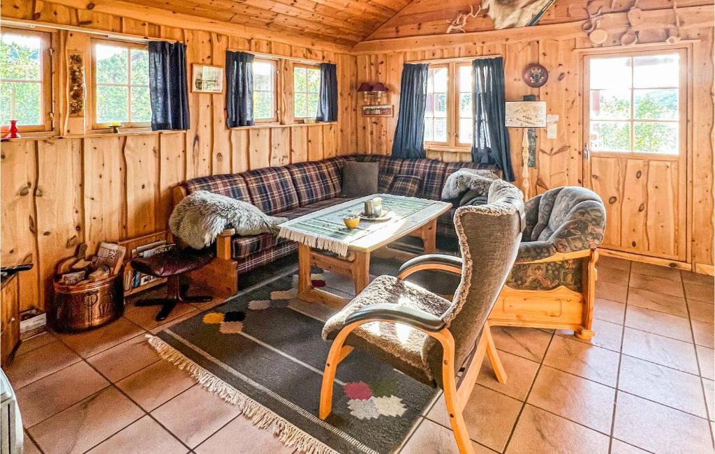 Awesome Home In Hovden I Setesdalen With 2 Bedrooms photo 2