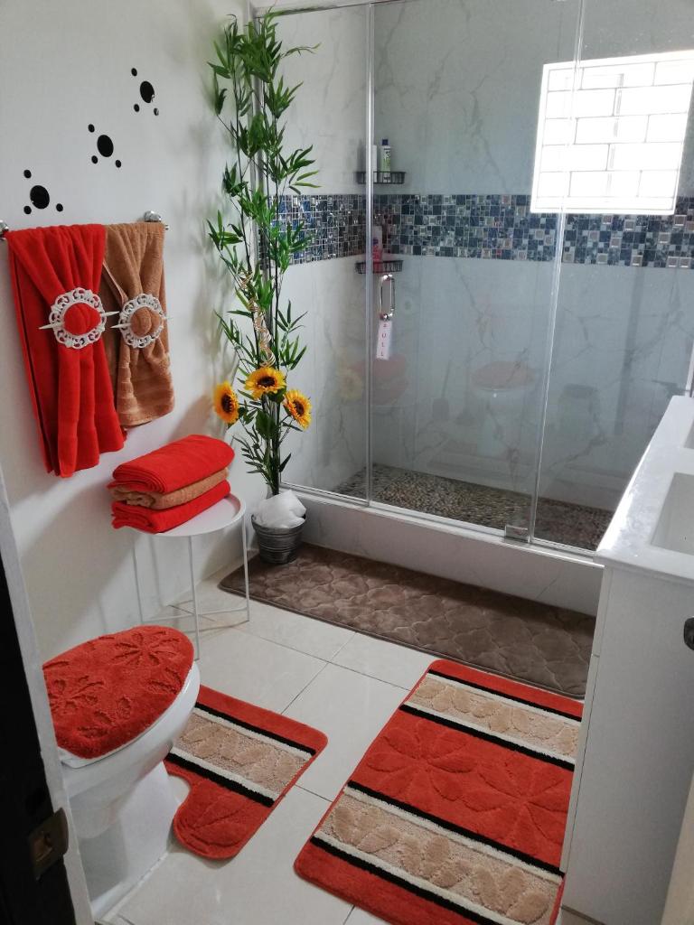 Home -felt Two bedroom vacation home in Portmore
