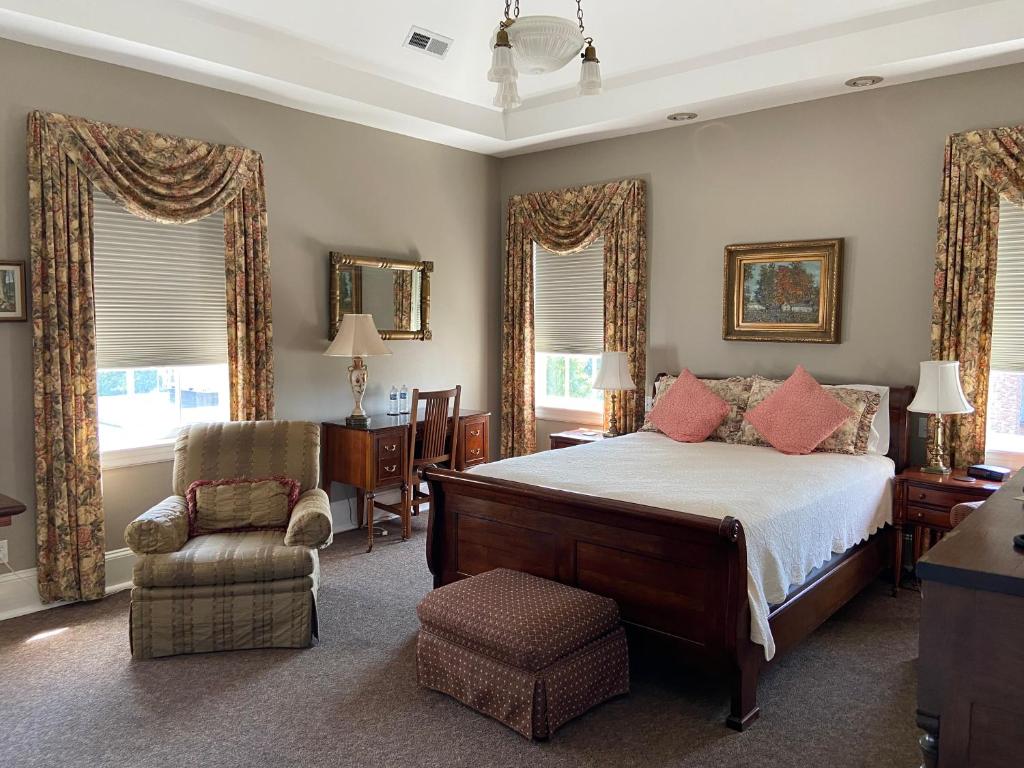 Bluff View Inn photo 3