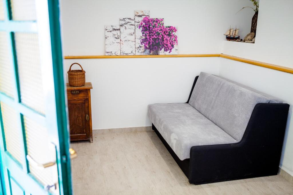 The Captain's Nook Spiliska photo 4