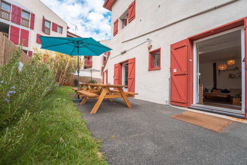 GARDEN - Utopy Hostel, Pyrenees-Atlantiques