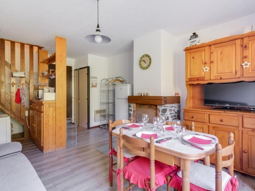 Appartement Esquièze-Sère, 3 pièces, 6 personnes - FR-1-402-70 photo 2