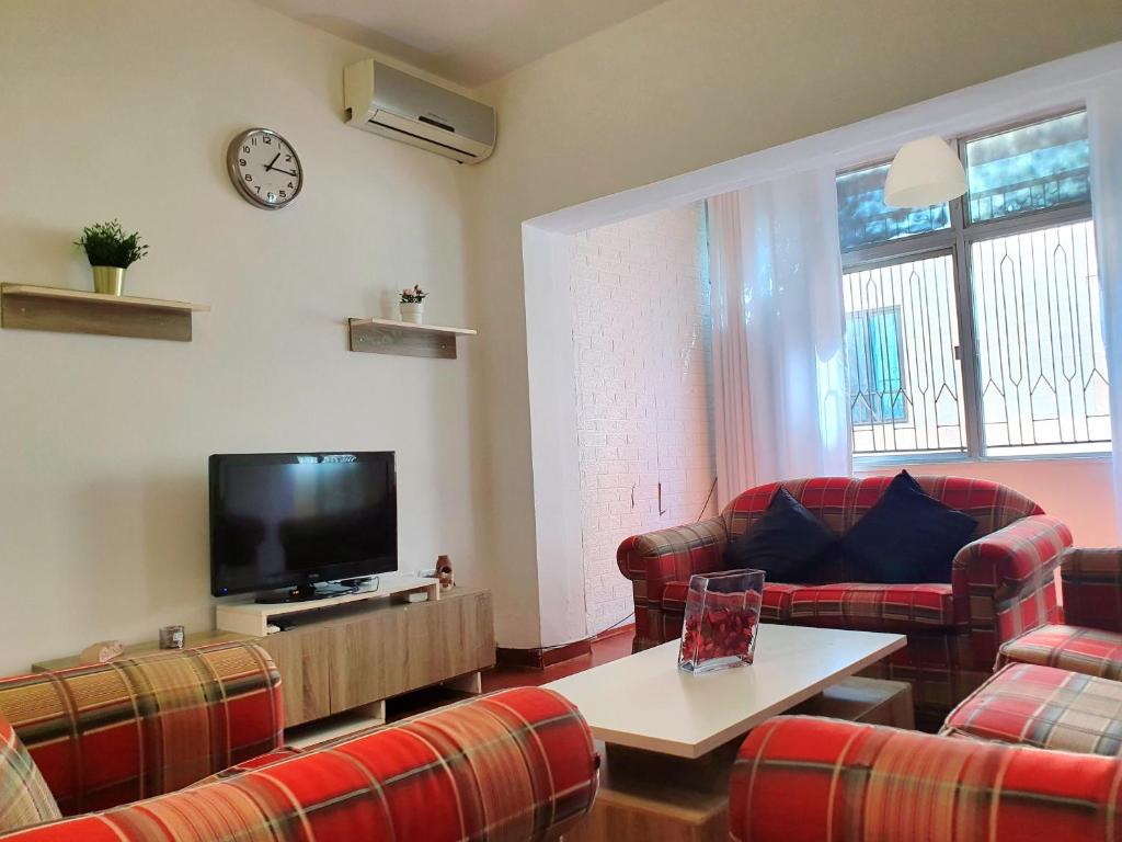 Lovely Two Bedroom Apartment in Amman photo 1