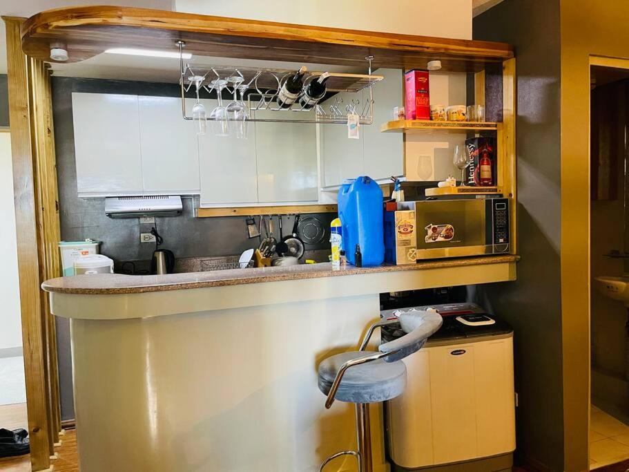 Fully-furnished 1 Bedroom condo with parking space photo 1