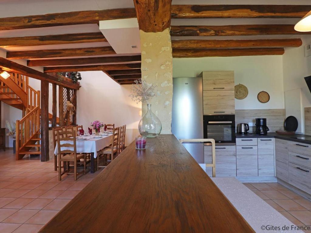 Gîte Le Pin-la-Garenne, 4 pièces, 8 personnes - FR-1-497-155 photo 1