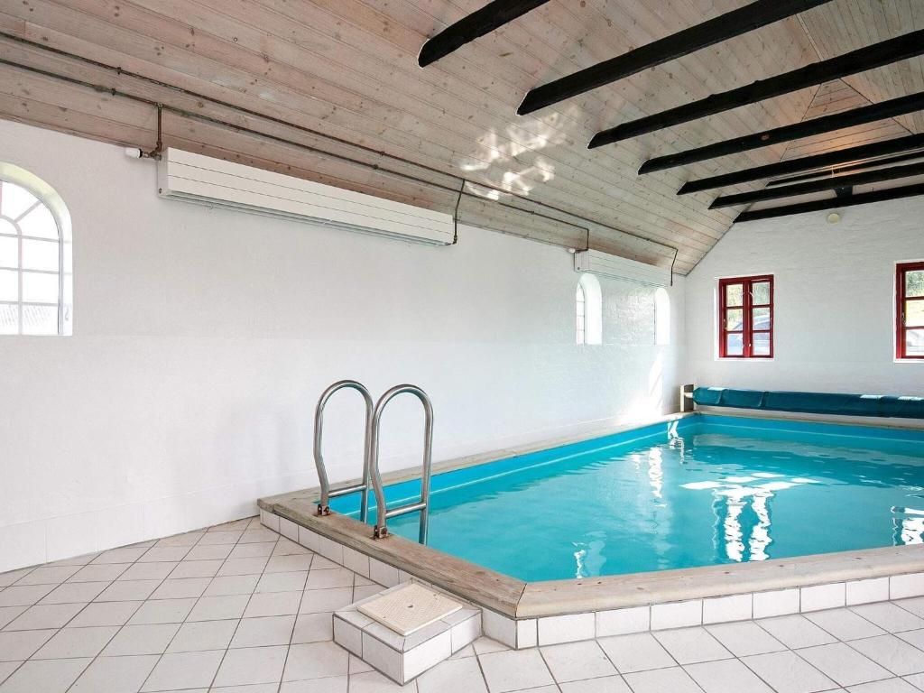 12 person holiday home in Blokhus photo 4
