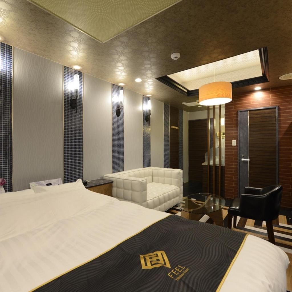 Hotels & Resort Feel Room Type - Deluxe Double Room - Non-Smoking