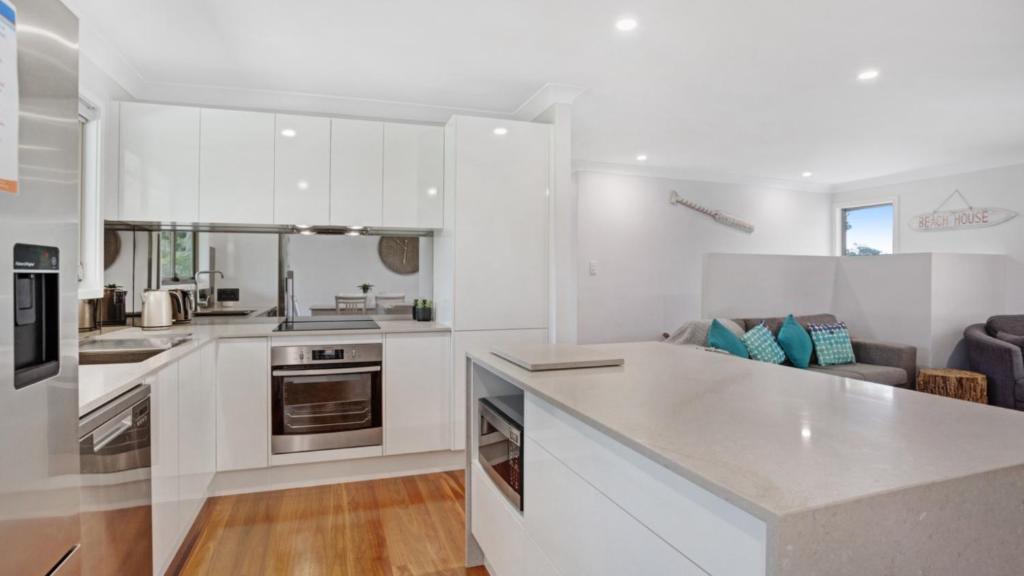 33 Tuloa Avenue Hawks Nest photo 1
