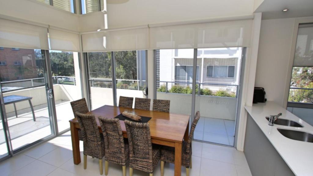 8 - 22 Bennett St, Hawks Nest photo 4