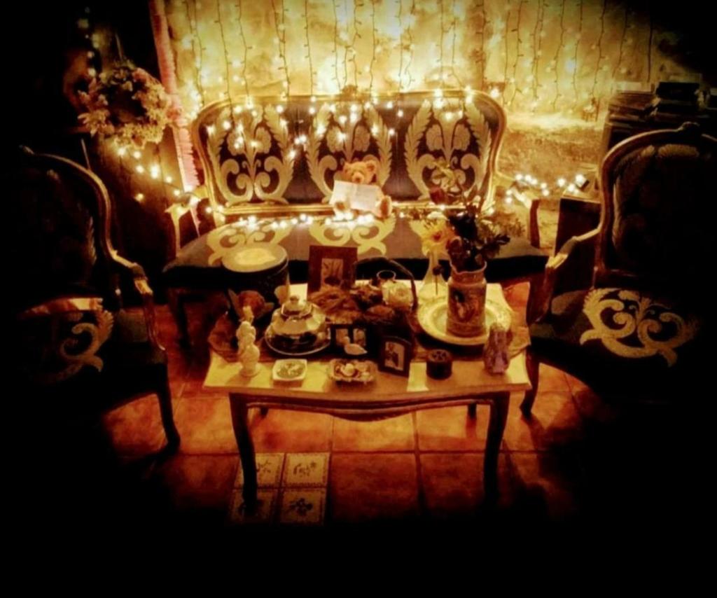 Room in Guest room - Romantic getaway to Valeria photo 2