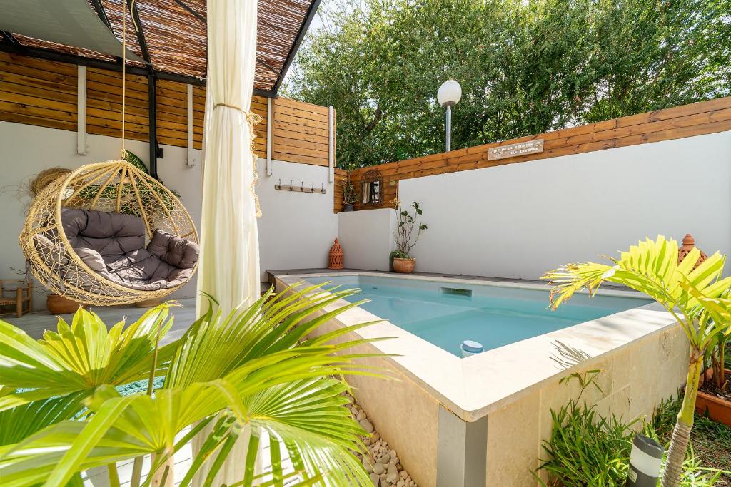 Villa latrille - piscine - sauna - jacuzzi photo 3