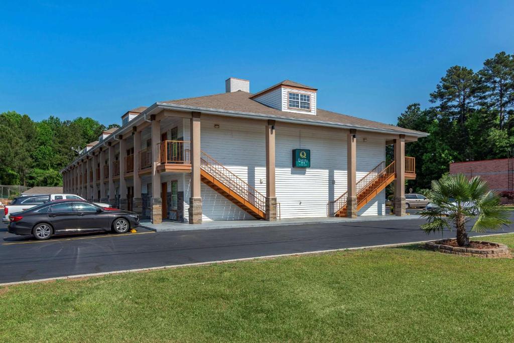 Quality Inn Covington image