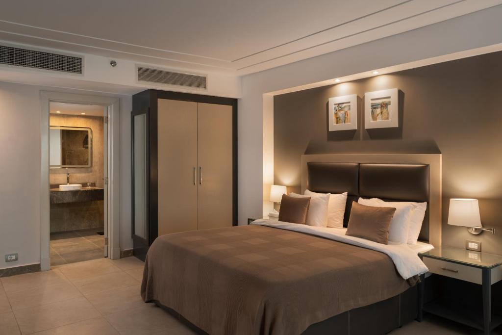 Rhactus Hotel, New Alamein photo 1