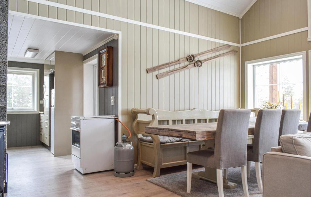 Amazing Home In Tonstad With 4 Bedrooms photo 4