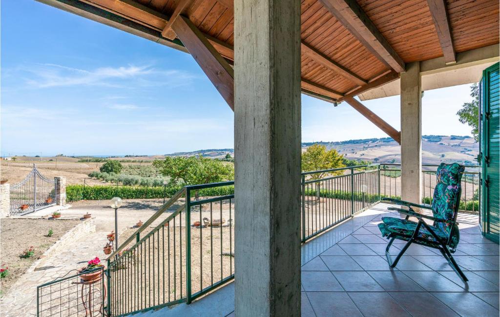 Amazing Home In Montenero Di Bisaccia With 5 Bedrooms And Wifi photo 1