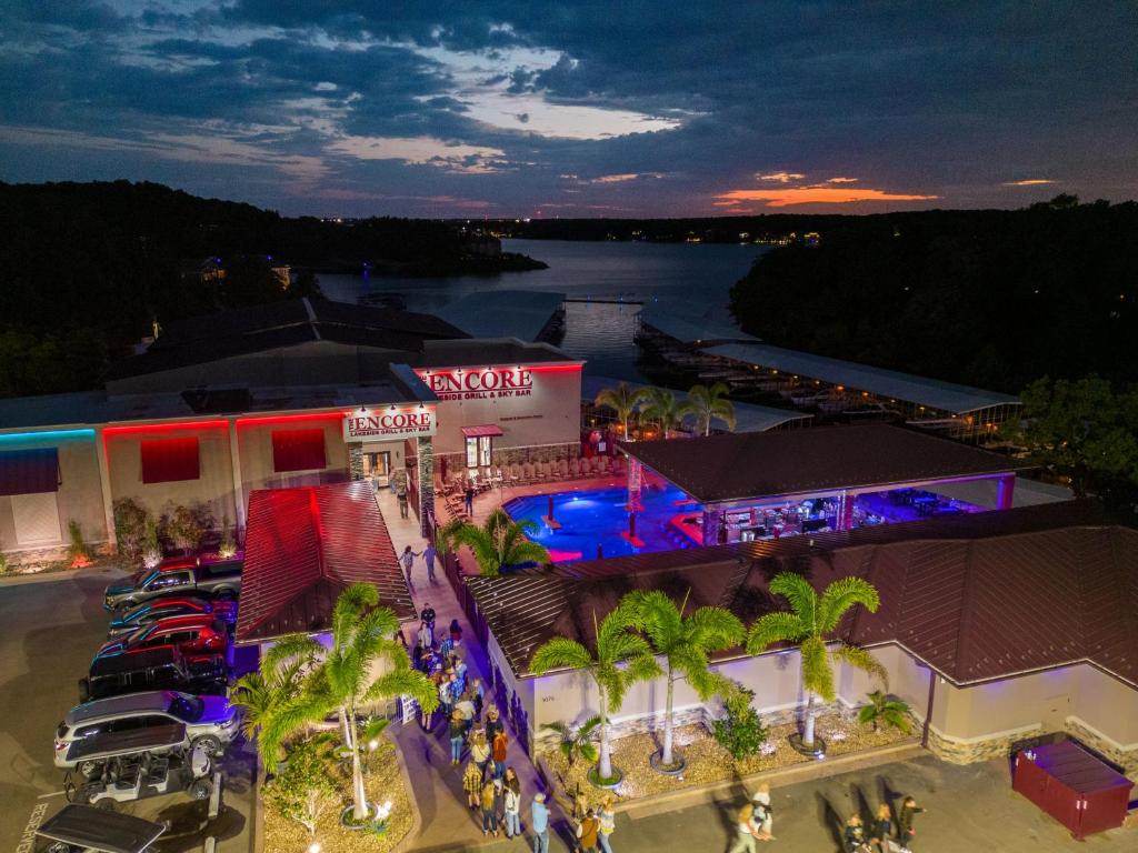 The Resort at Lake of the Ozarks photo 2