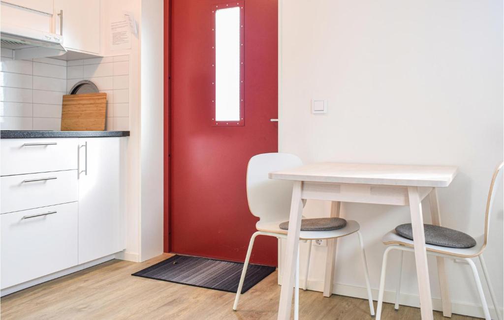 Stunning Apartment In Frjestaden With Wifi photo 1