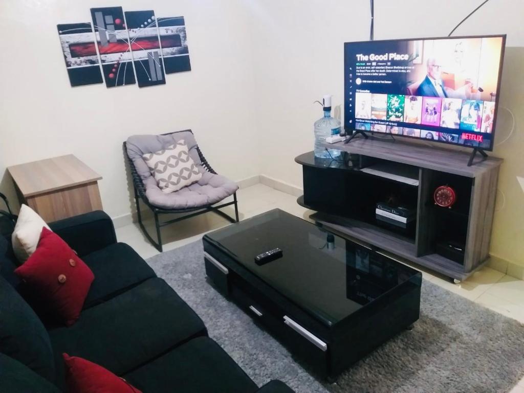 Joshua’s place: cosy furnished one bedroom apt photo 1