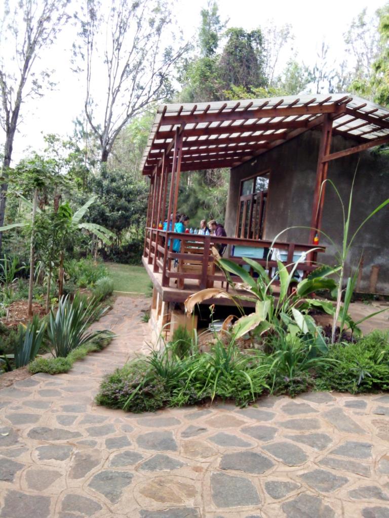 Lushoto Pazuri photo 1