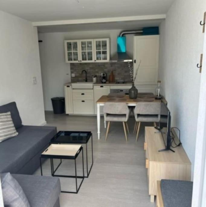 Appartement douillet, aménagé proche riviera. photo 1