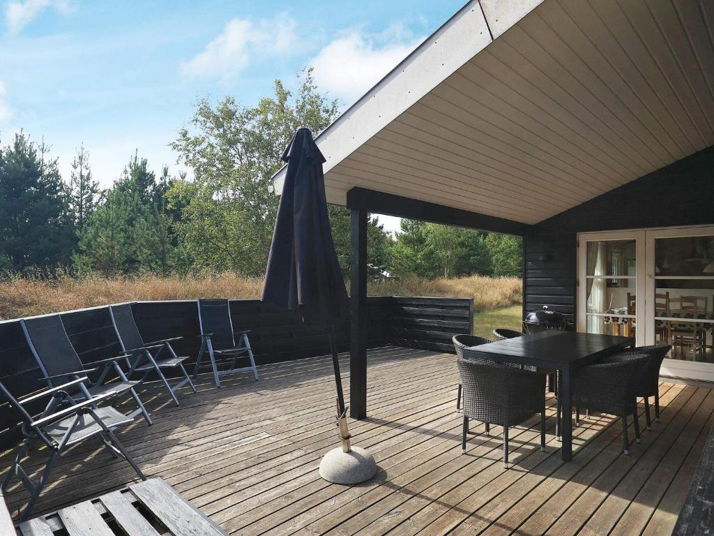 Three-Bedroom Holiday home in Ålbæk 21 photo 3