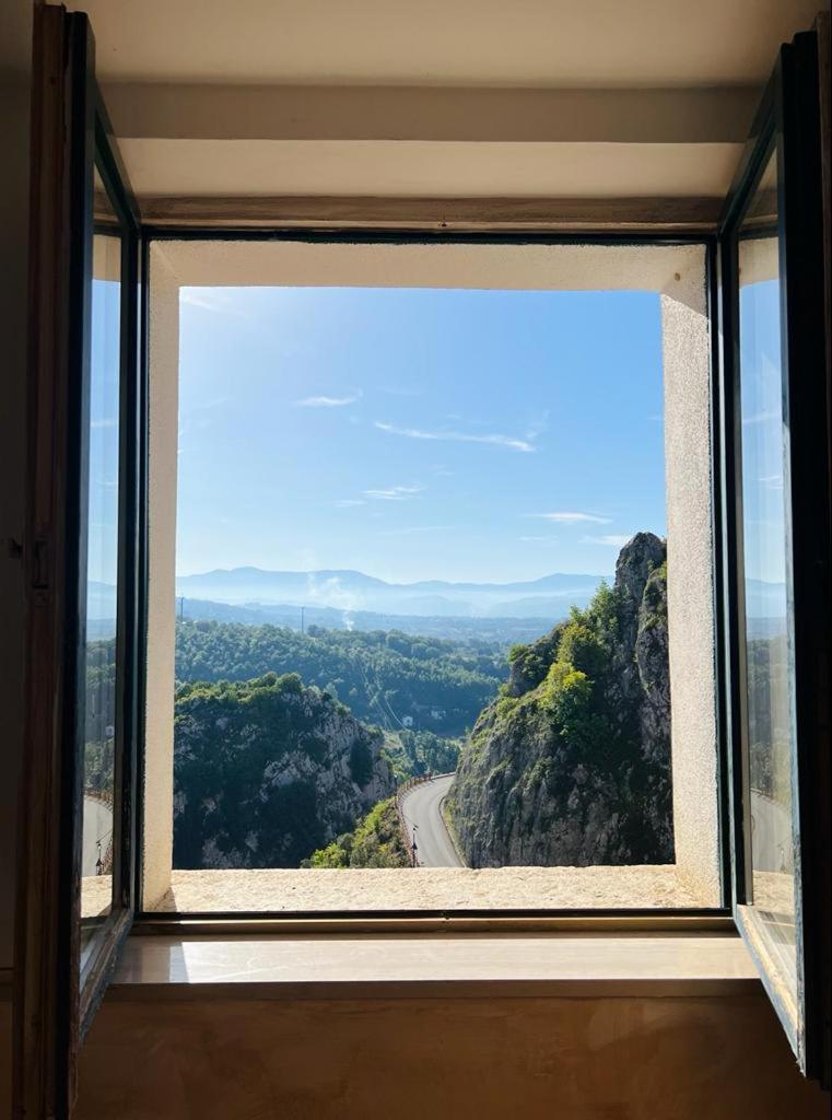 Casetta nel Borgo Pianello con vista panoramica