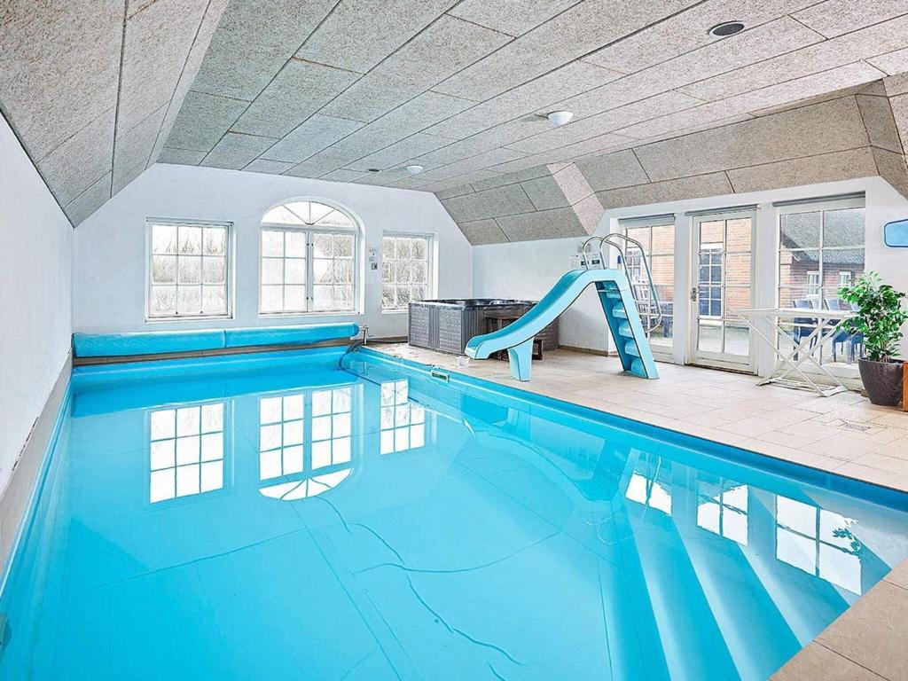 18 person holiday home in Ulfborg photo 3