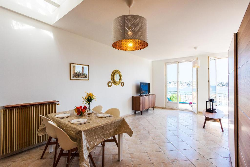 LA MALMAISON II AP4315 By Riviera Holiday Homes photo 3