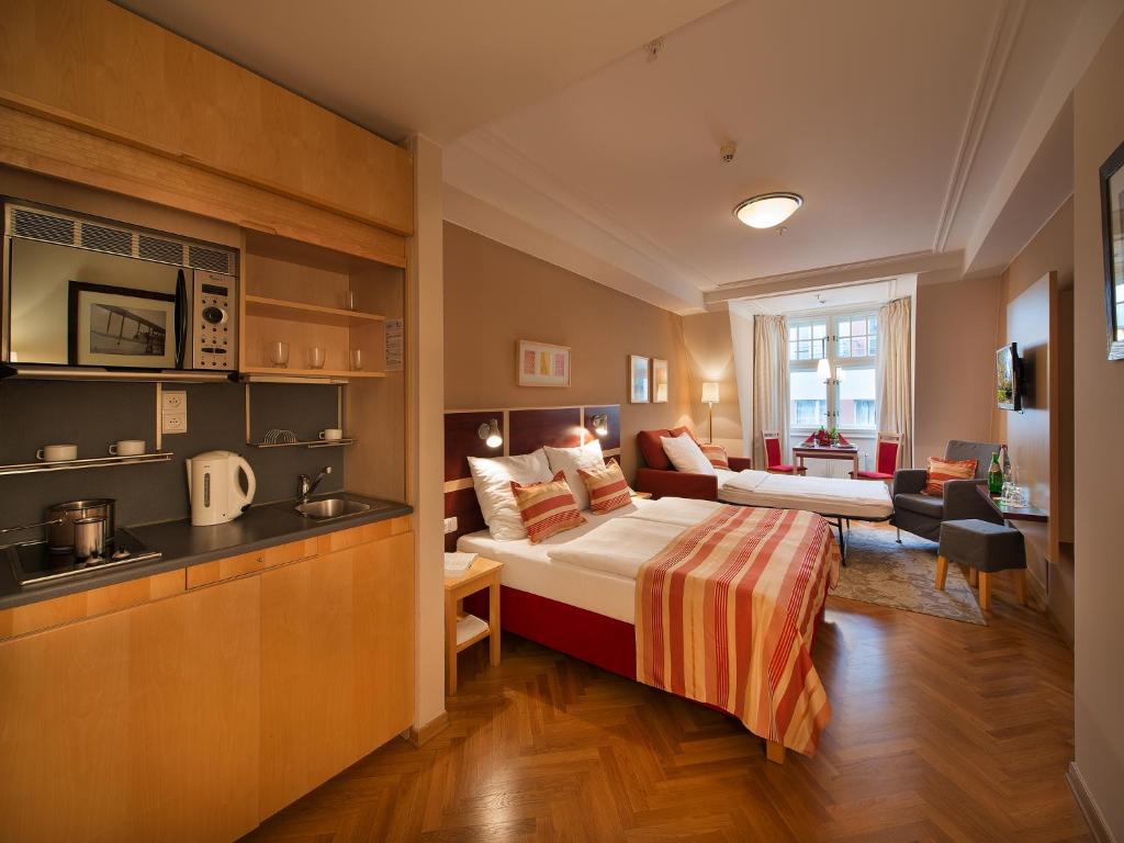Трехместный (Трехместный номер-студио), EA Hotel Julis