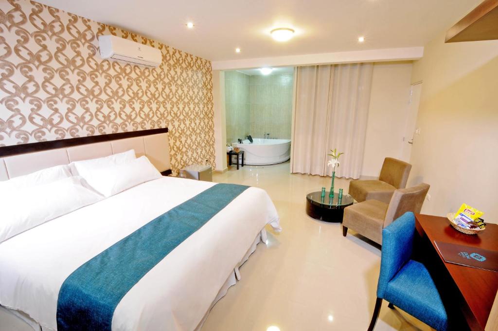 Dom Hotel photo 4