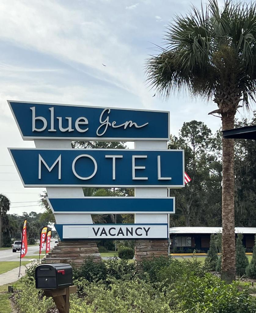 BlueGem Motel photo 1