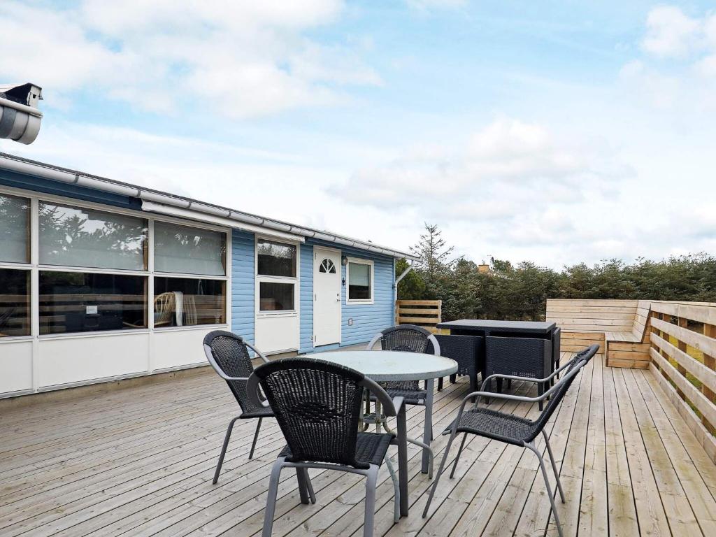 6 person holiday home in S by photo 4
