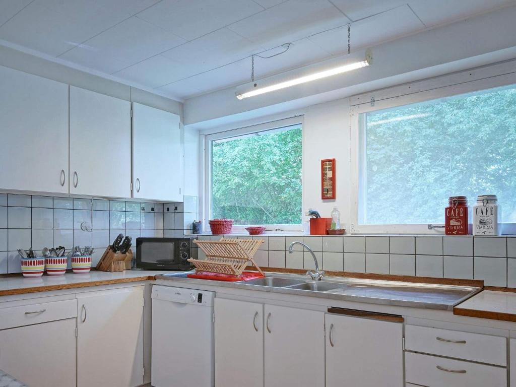 12 person holiday home in Aakirkeby photo 4