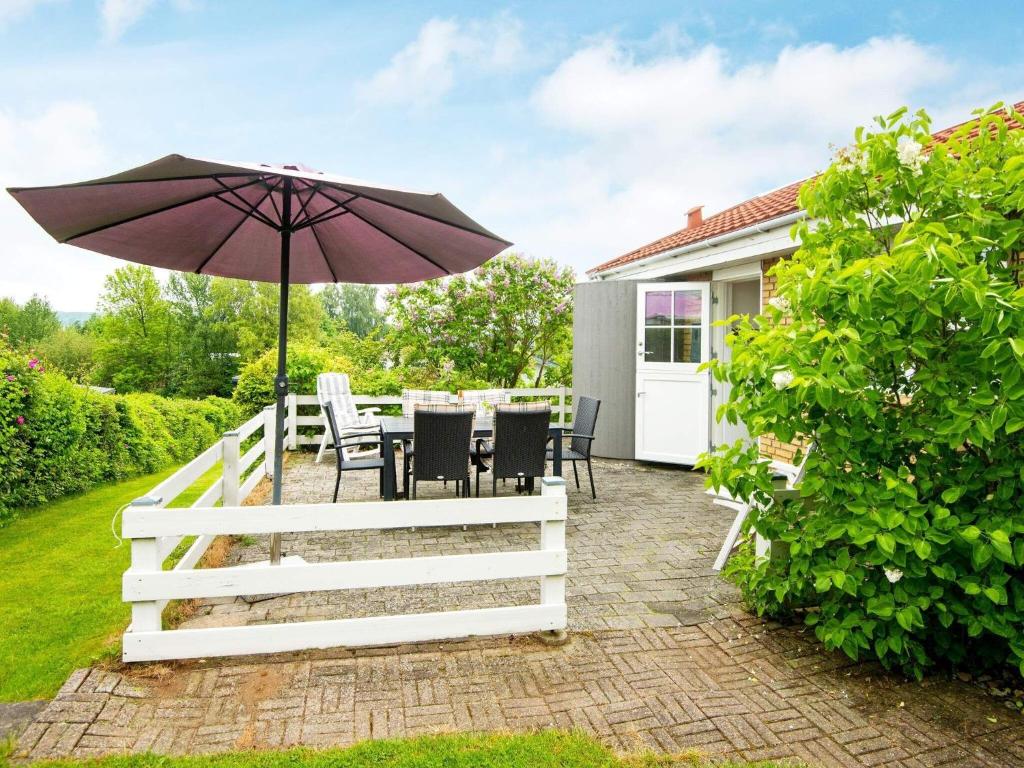 6 person holiday home in Broager photo 2