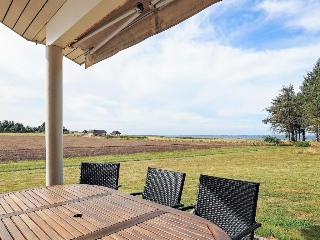 Three-Bedroom Holiday home in Vrådal photo 1