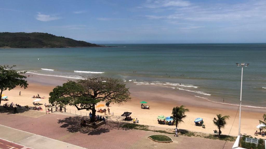 Amplo apartamento em Guarapari com vistas pro mar photo 2