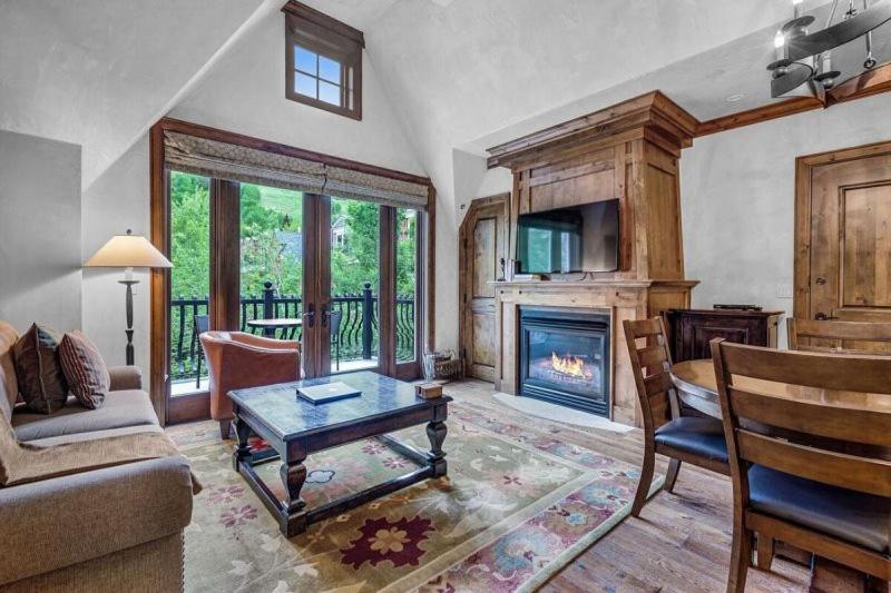 Aspen Mountain Residences, 2 Bedroom Luxury Residence Club Condo photo 1