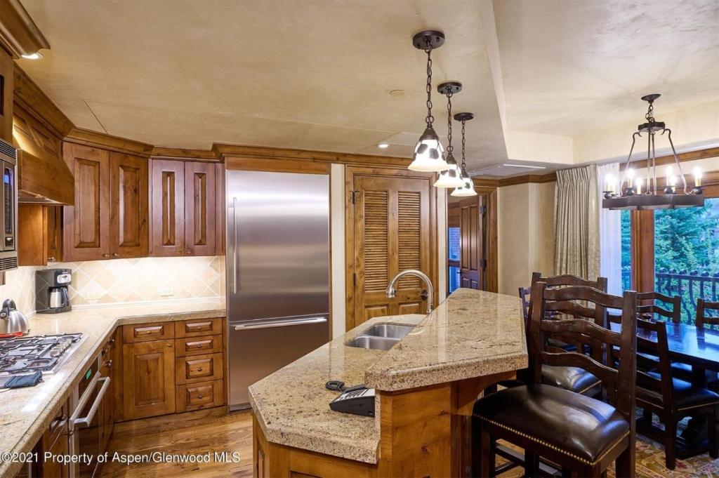 Aspen Mountain Residences, 2 Bedroom Luxury Residence Club Condo photo 2