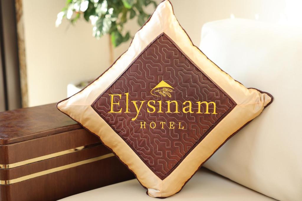 Elysinam Boutique Hotel Ha Long